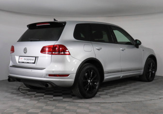 Подержанный автомобиль Volkswagen Touareg 2012 года (5 фото)