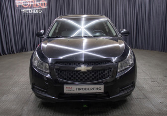 Подержанный автомобиль Chevrolet Cruze Sedan 2011 года (2 фото)