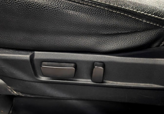 Подержанный автомобиль Mitsubishi Outlander 2014 года (17 фото)