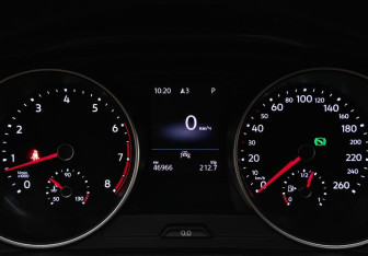 Подержанный автомобиль Volkswagen Tiguan 2021 года (18 фото)