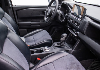 Подержанный автомобиль Mitsubishi L200 2024 года (7 фото)