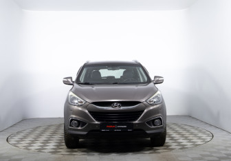 Подержанный автомобиль Hyundai ix35 2013 года (2 фото)