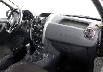 Подержанный автомобиль Renault Duster 2020 года (5 фото)