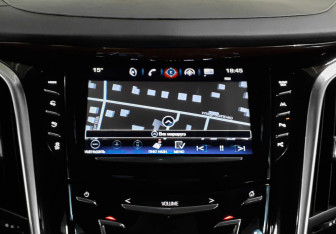 Подержанный автомобиль Cadillac Escalade Suv 2019 года (15 фото)