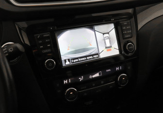 Подержанный автомобиль Nissan X-Trail 2018 года (13 фото)
