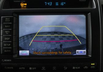 Подержанный автомобиль Toyota Land Cruiser Suv 2010 года (18 фото)