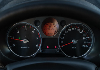 Подержанный автомобиль Nissan X-Trail 2008 года (20 фото)