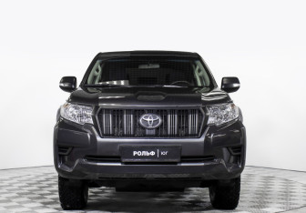 Подержанный автомобиль Toyota Land Cruiser Prado 2018 года (2 фото)