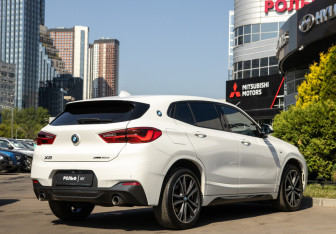 Подержанный автомобиль BMW X2 2019 года (4 фото)