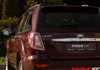 Подержанный автомобиль Lifan X60 2013 года (20 фото)