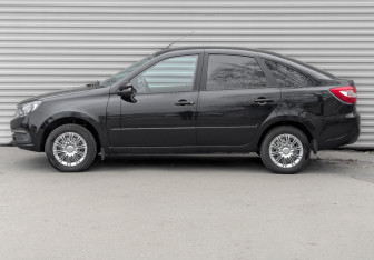 Подержанный автомобиль LADA (ВАЗ) Granta Liftback 2024 года (9 фото)