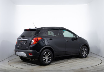 Подержанный автомобиль Opel Mokka 2014 года (5 фото)