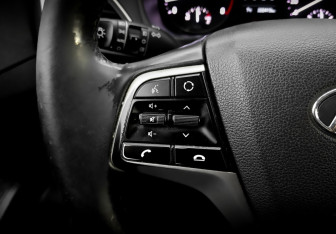 Подержанный автомобиль Hyundai Solaris Sedan 2017 года (24 фото)