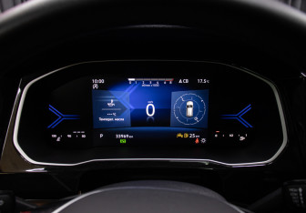 Подержанный автомобиль Jetta VS7 2023 года (13 фото)