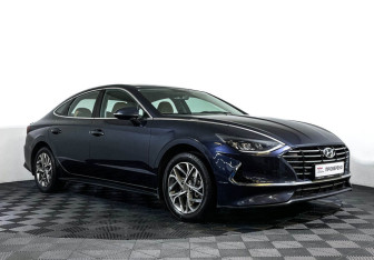 Подержанный автомобиль Hyundai Sonata 2020 года (3 фото)