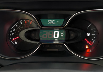 Подержанный автомобиль Renault Kaptur 2021 года (13 фото)