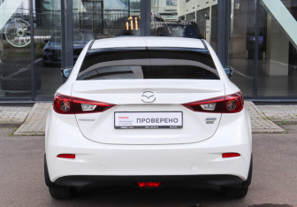 Подержанный автомобиль Mazda 3 Sedan 2014 года (5 фото)