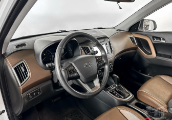 Подержанный автомобиль Hyundai Creta 2020 года (9 фото)