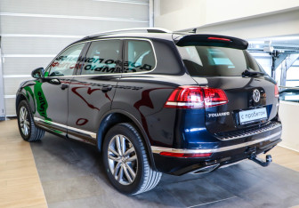 Подержанный автомобиль Volkswagen Touareg 2016 года (6 фото)
