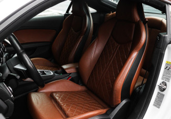 Подержанный автомобиль Audi TT Coupe 2015 года (17 фото)