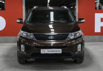 Подержанный автомобиль Kia Sorento 2018 года (2 фото)