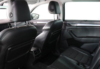 Подержанный автомобиль Skoda Kodiaq 2019 года (12 фото)