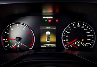 Подержанный автомобиль Haval Jolion 2023 года (13 фото)