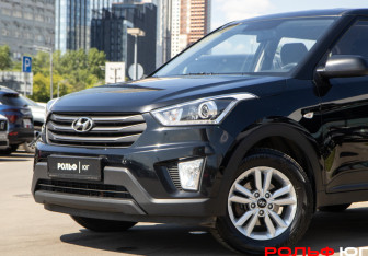 Подержанный автомобиль Hyundai Creta 2019 года (16 фото)
