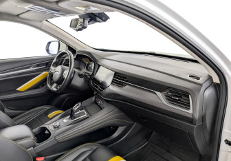 Подержанный автомобиль Haval F7x 2020 года (11 фото)