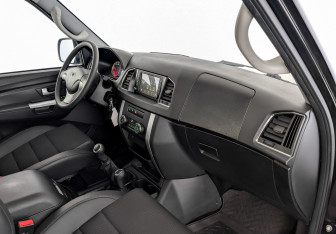 Новый УАЗ Patriot 2023 (11 фото)