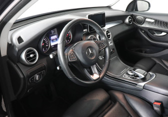 Подержанный автомобиль Mercedes-Benz GLC Coupe 2017 года (9 фото)