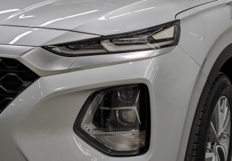 Подержанный автомобиль Hyundai Santa Fe 2018 года (23 фото)