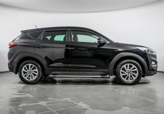 Подержанный автомобиль Hyundai Tucson 2016 года (4 фото)