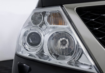 Подержанный автомобиль Nissan Patrol 2013 года (26 фото)