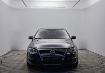 Подержанный автомобиль Volkswagen Passat Sedan 2008 года (2 фото)