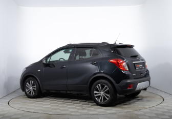 Подержанный автомобиль Opel Mokka 2014 года (7 фото)