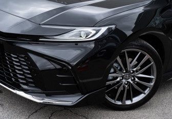 Новый Toyota Camry Sedan 2024 (6 фото)