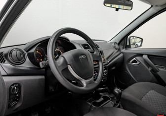 Подержанный автомобиль LADA (ВАЗ) Granta Sedan 2023 года (15 фото)