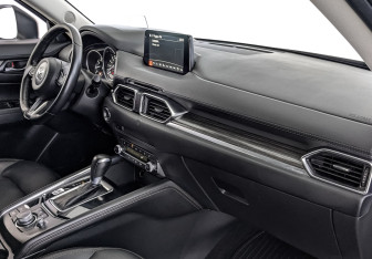 Подержанный автомобиль Mazda CX-5 2020 года (13 фото)