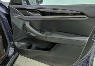 Подержанный автомобиль BMW X3 2020 года (25 фото)
