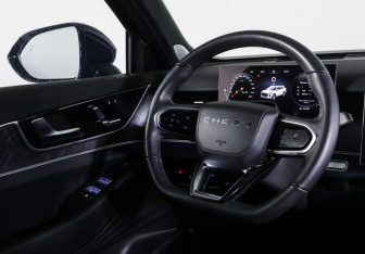 Подержанный автомобиль Chery Tiggo 9 2024 года (13 фото)
