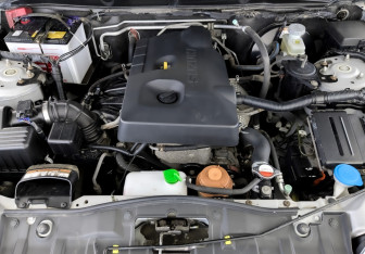 Подержанный автомобиль Suzuki Grand Vitara 2014 года (9 фото)