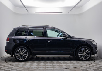 Подержанный автомобиль Volkswagen Touareg 2008 года (4 фото)