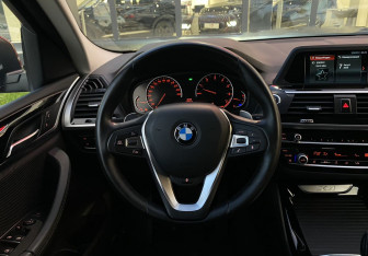 Подержанный автомобиль BMW X4 2018 года (15 фото)