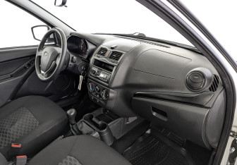 Подержанный автомобиль LADA (ВАЗ) Granta Sedan 2022 года (12 фото)