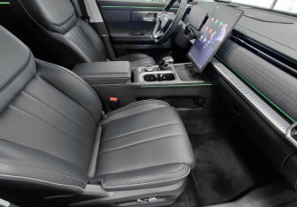 Подержанный автомобиль Jaecoo J7 2023 года (16 фото)