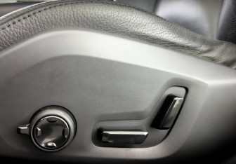 Подержанный автомобиль Volvo S90 2019 года (21 фото)