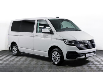 Подержанный автомобиль Volkswagen Caravelle 2021 года (3 фото)
