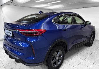 Подержанный автомобиль Haval F7x 2023 года (5 фото)