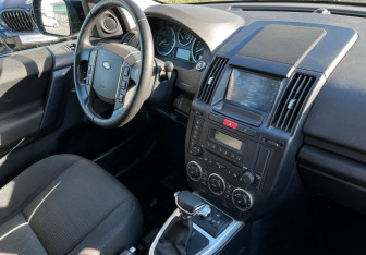 Подержанный автомобиль Land Rover Freelander 2012 года (9 фото)